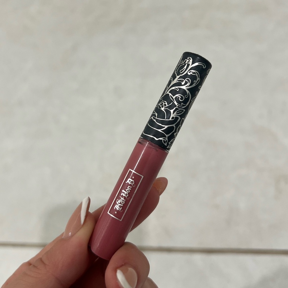 Kat Von D Everlasting Liquid Lipstick Lovecraft